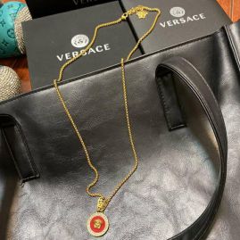 Picture of Versace Necklace _SKUVersacenecklace12cly1717089